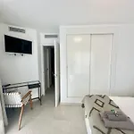 Caramel Cookie - Ac, Desk With Natural Light, 2 Balconies, Wifi And Pool アパート