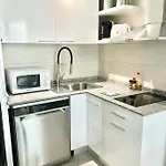 アパート Caramel Cookie - Ac, Desk With Natural Light, 2 Balconies, Wifi And Pool *