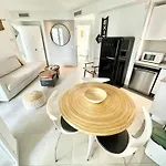 アパート Caramel Cookie - Ac, Desk With Natural Light, 2 Balconies, Wifi And Pool コラレホ