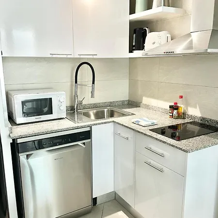 Apartman Caramel Cookie - Ac, Desk With Natural Light, 2 Balconies, Wifi And Pool *