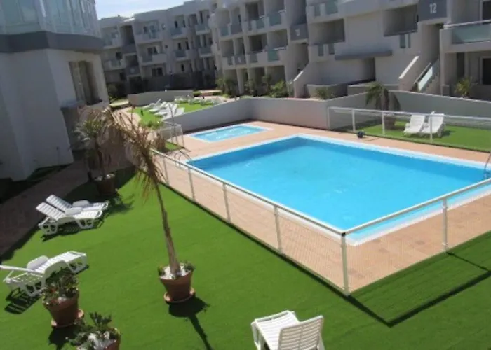 Caramel Cookie - Ac, Desk With Natural Light, 2 Balconies, Wifi And Pool Lägenhet *